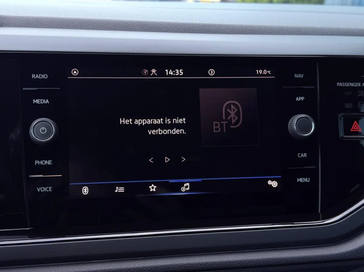 1.0 TSI 110PK! DSG AUT. R-Line CAM | ADAPT.CRUISE | STOELVERW. | CARPLAY | KEYLESS | NAV | LED