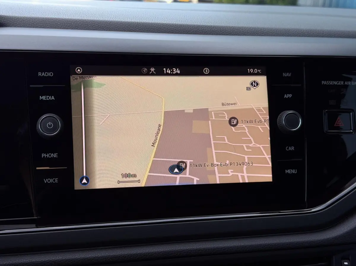 1.0 TSI 110PK! DSG AUT. R-Line CAM | ADAPT.CRUISE | STOELVERW. | CARPLAY | KEYLESS | NAV | LED