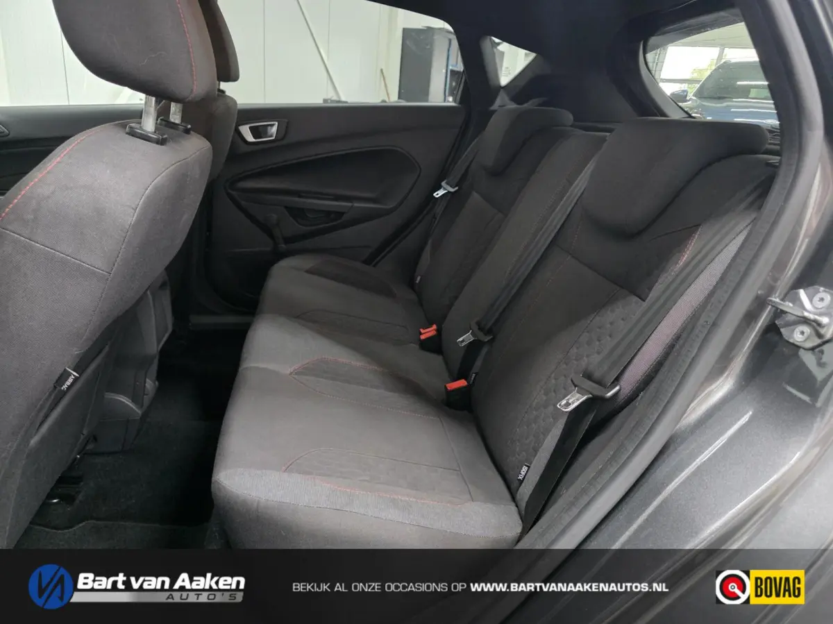 1.0 EcoBoost ST-Line 5DRS Navigatie Pdc