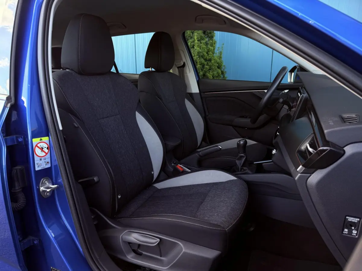 1.0 TSI 110PK Business Edition | CARPLAY | CAM | NAV | PDC | LED | DIGI.DASH | STOELVERW. 1'EIG