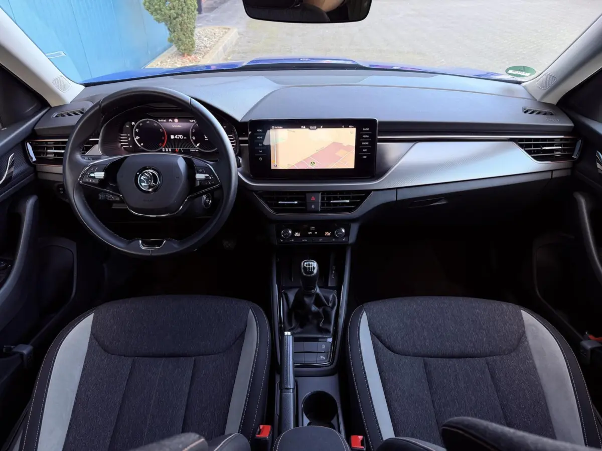 1.0 TSI 110PK Business Edition | CARPLAY | CAM | NAV | PDC | LED | DIGI.DASH | STOELVERW. 1'EIG