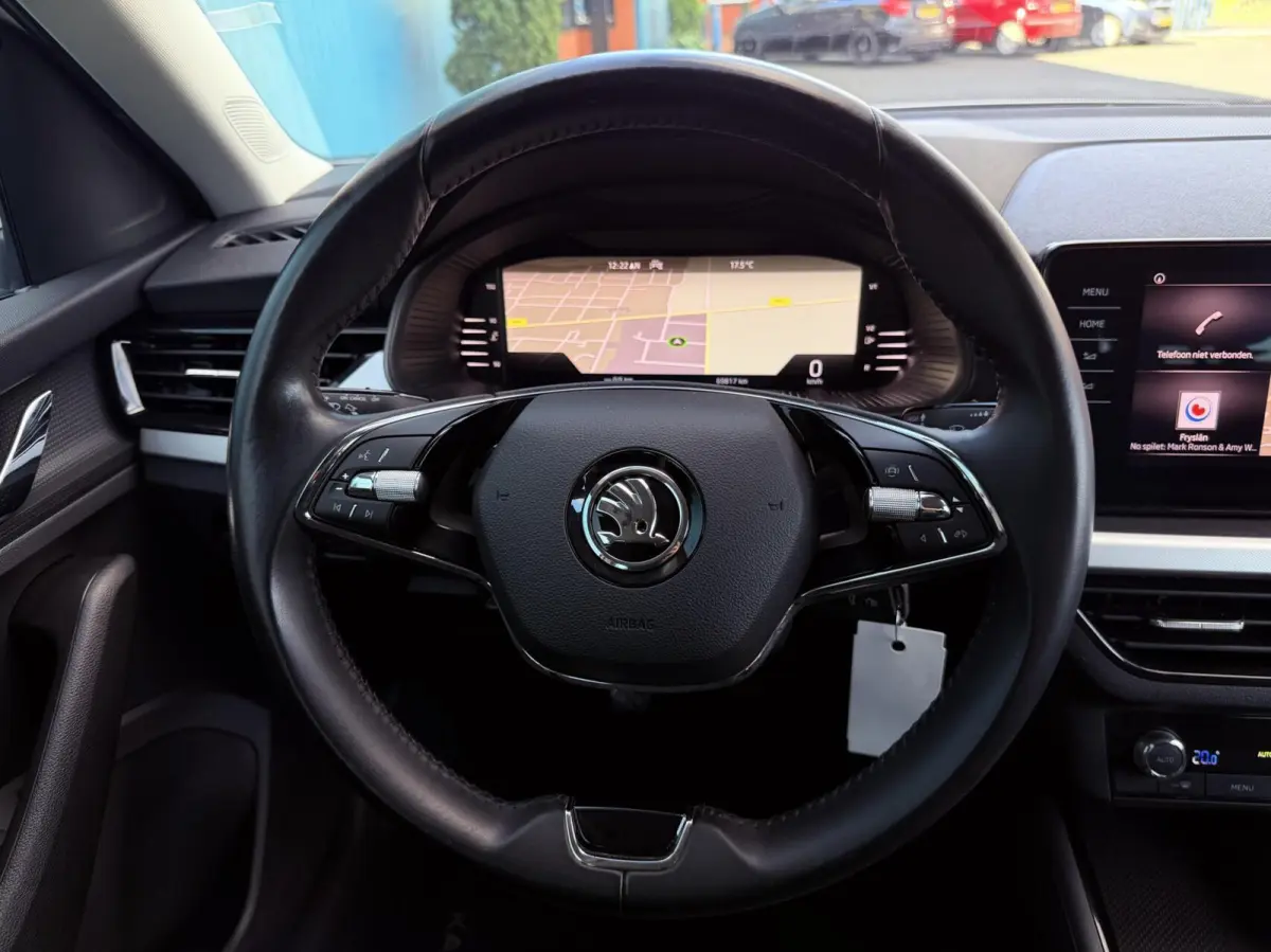 1.0 TSI Ambition TREKH. | CARPLAY | CRUISE | DIGI.DASHB | NAV | LED | PDC