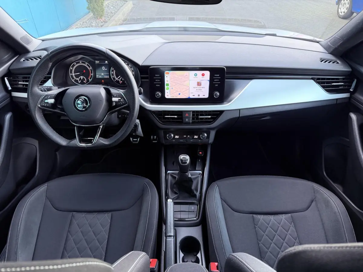 1.0 TSI Sport Business NAV.VIA.APP | CRUISE | DAB | LED | PDC | 18'LMV | 1'EIG | NAP