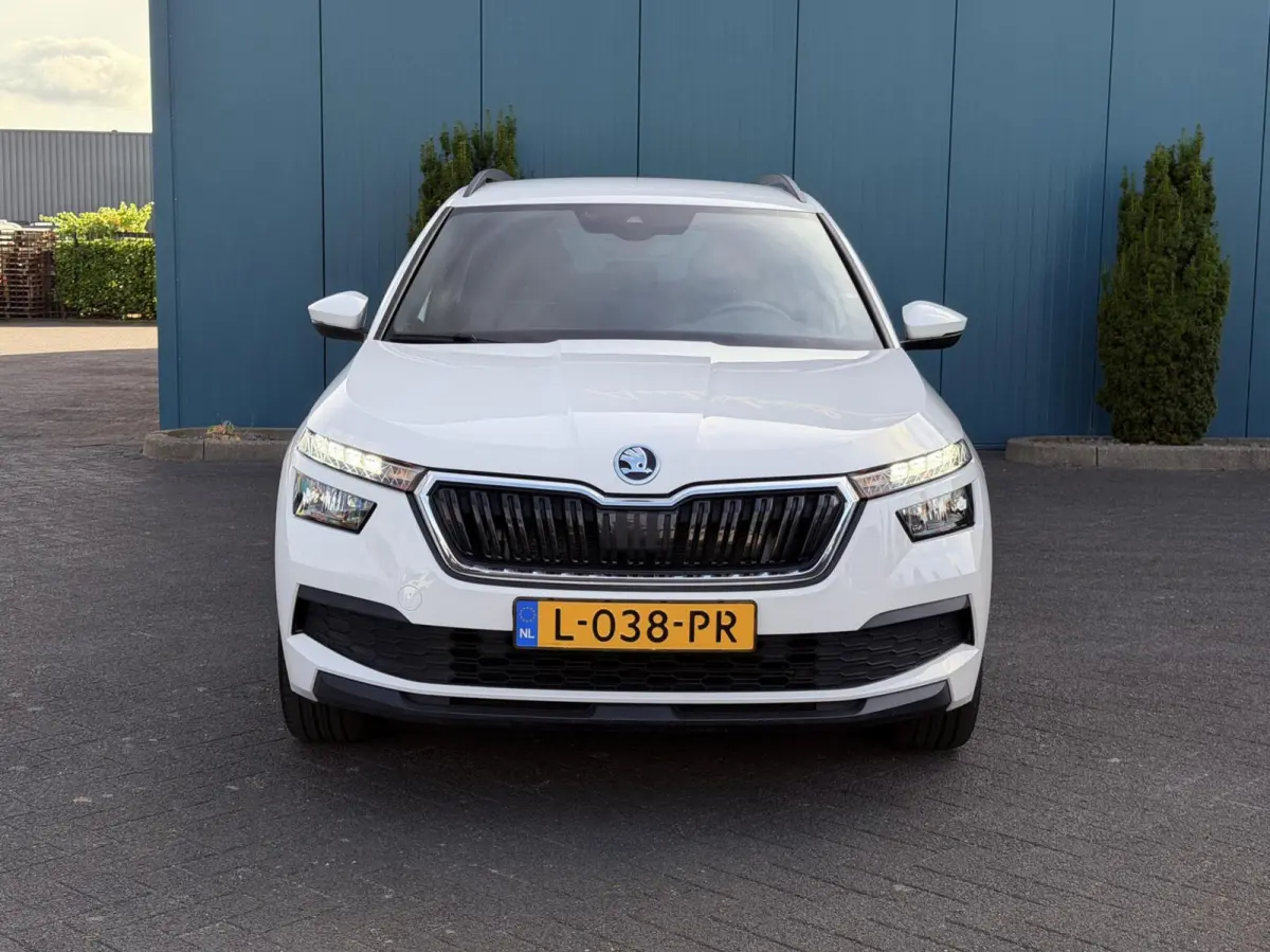 1.0 TSI Sport Business NAV.VIA.APP | CRUISE | DAB | LED | PDC | 18'LMV | 1'EIG | NAP