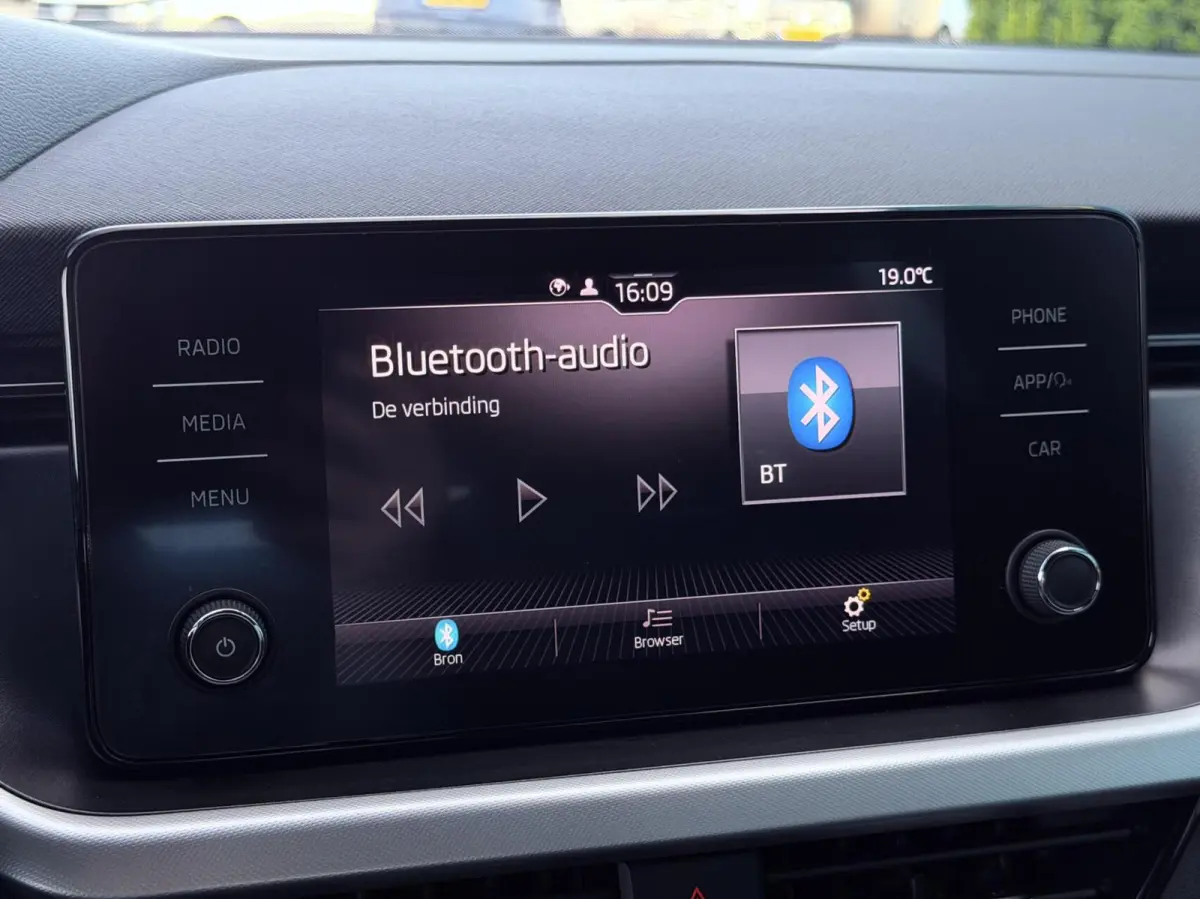 1.0 TSI Sport Business NAV.VIA.APP | CRUISE | DAB | LED | PDC | 18'LMV | 1'EIG | NAP
