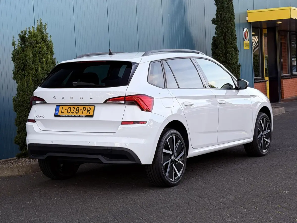 1.0 TSI Sport Business NAV.VIA.APP | CRUISE | DAB | LED | PDC | 18'LMV | 1'EIG | NAP
