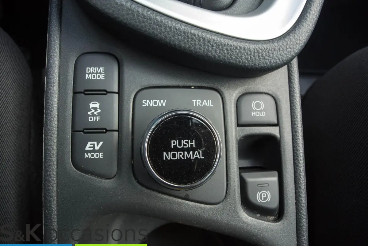 1.5 Hybrid AWD-i 10j garantie BSM Cruise