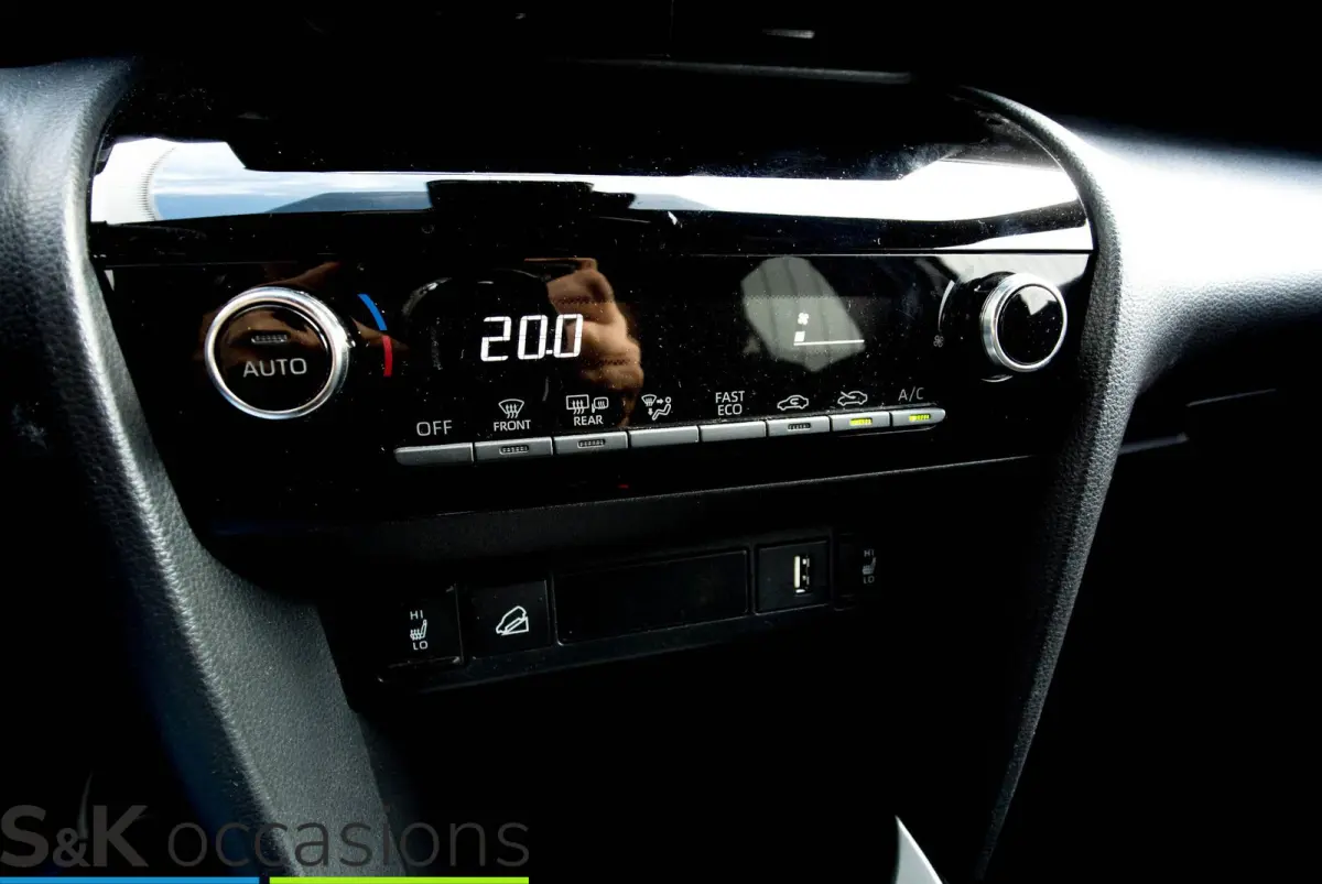1.5 Hybrid AWD-i 10j garantie BSM Cruise