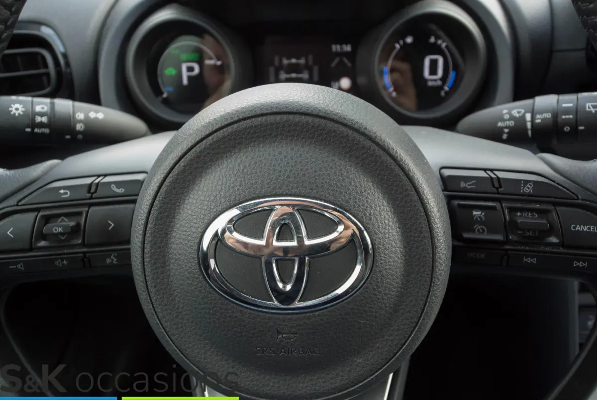 1.5 Hybrid AWD-i 10j garantie BSM Cruise