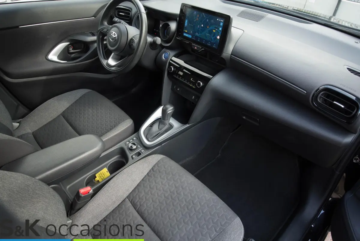 1.5 Hybrid AWD-i 10j garantie BSM Cruise