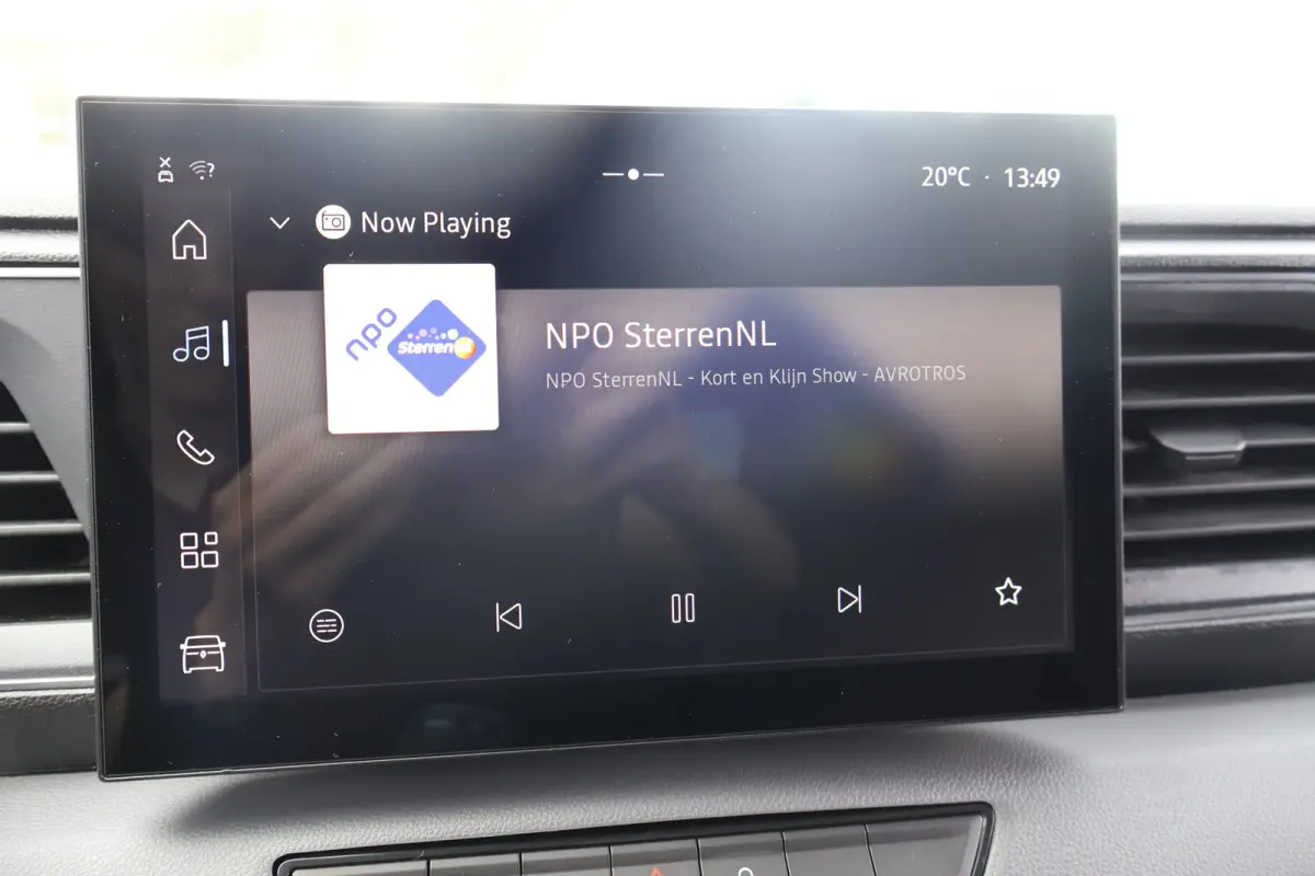 2.0 dCi 150pk Bakwagen met Laadklep Trekhaak