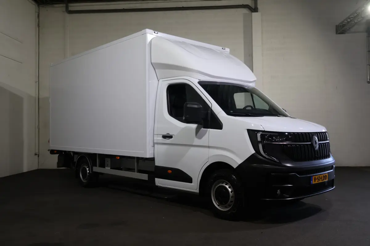 2.0 dCi 150pk Bakwagen met Laadklep Trekhaak