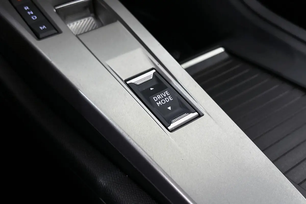 1.2 Hybrid 145 e-DCS6 Allure Automaat Camera Apple CarPlay Keyless