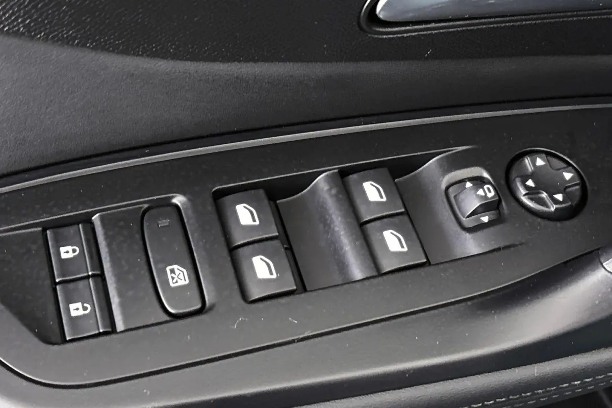 1.2 Hybrid 145 e-DCS6 Allure Automaat Camera Apple CarPlay Keyless