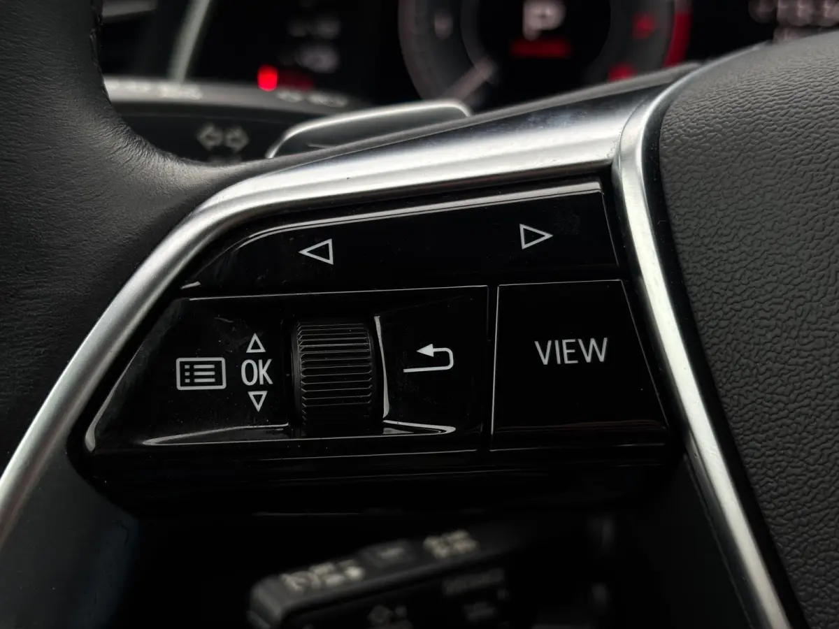 50 TFSI e quattro Advanced edition VOL! | 300PK | Goed onderH | AchterCam | Carplay | StoelverW| mem seats | etc
