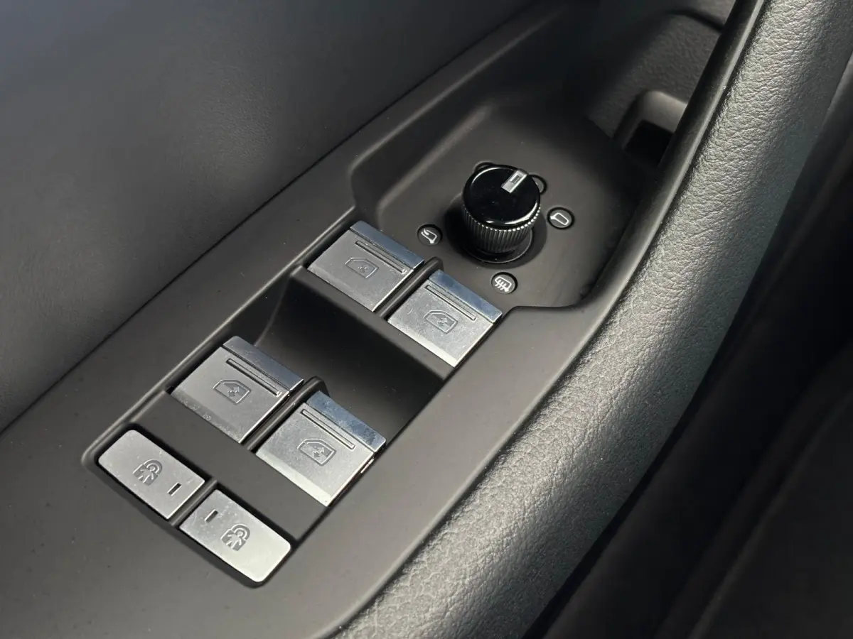50 TFSI e quattro Advanced edition VOL! | 300PK | Goed onderH | AchterCam | Carplay | StoelverW| mem seats | etc