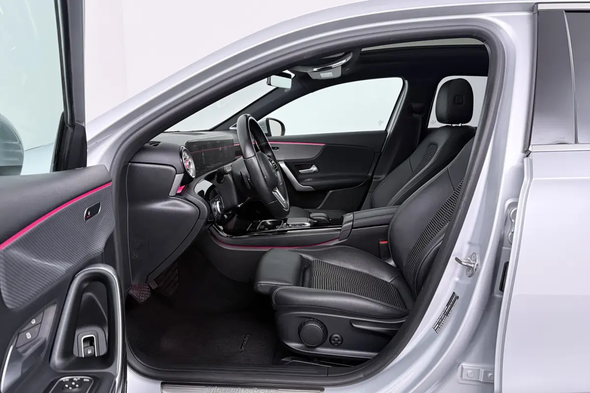 250 e Business Solution AMG Limited (PANORAMADAK, SFEERVERLICHTING, BURMEISTER, CAMERA, SFEERVERLICHTING, STOELVERWARMING)