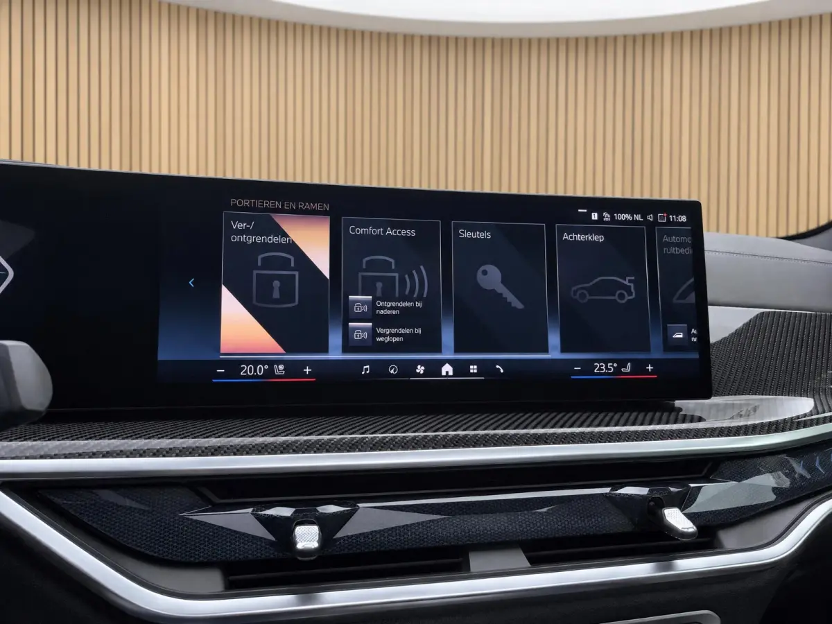 xDrive50e |M-Stoelen |Pano |Carbon int. |Head-Up |360° |Harman/Kardon