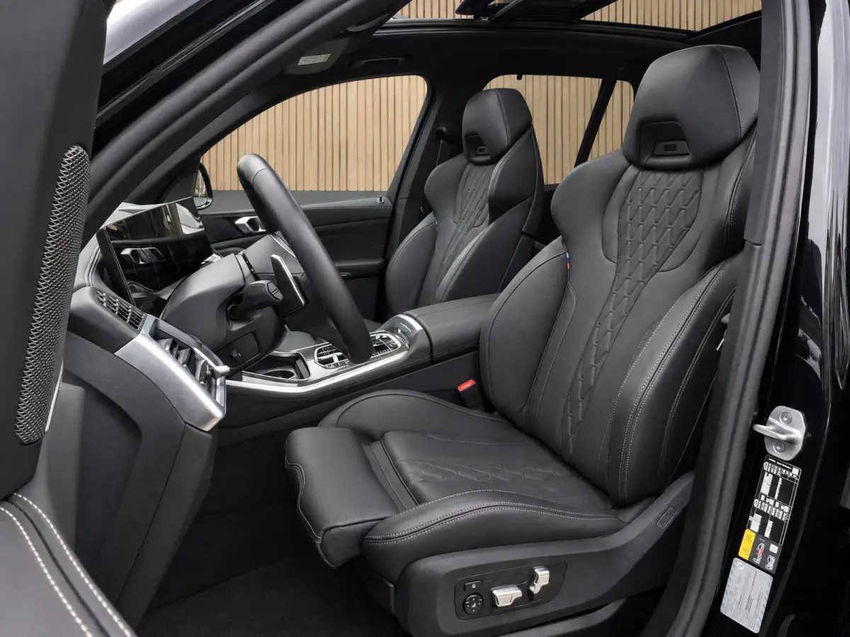 xDrive50e |M-Stoelen |Pano |Carbon int. |Head-Up |360° |Harman/Kardon
