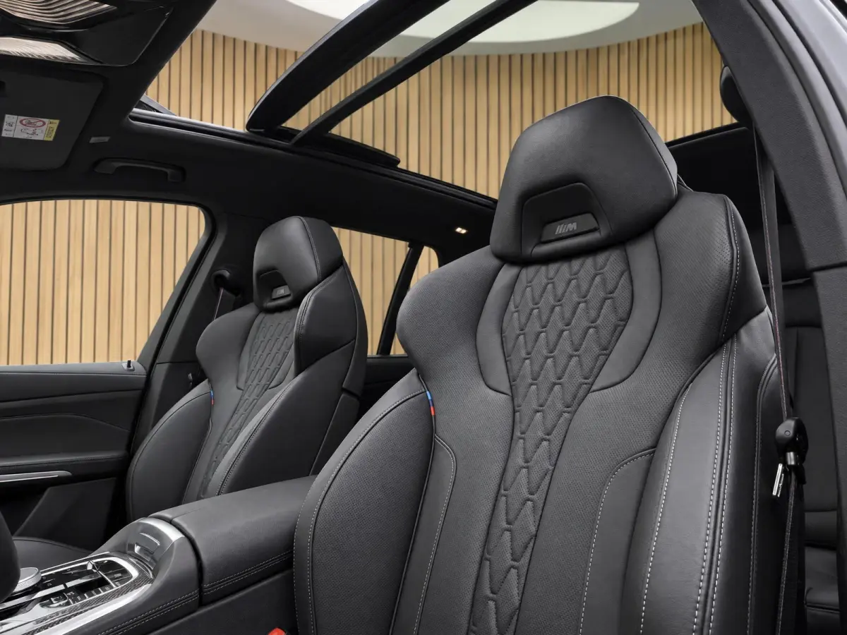 xDrive50e |M-Stoelen |Pano |Carbon int. |Head-Up |360° |Harman/Kardon