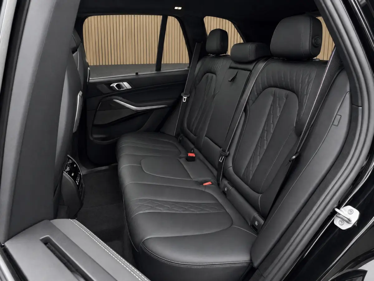 xDrive50e |M-Stoelen |Pano |Carbon int. |Head-Up |360° |Harman/Kardon