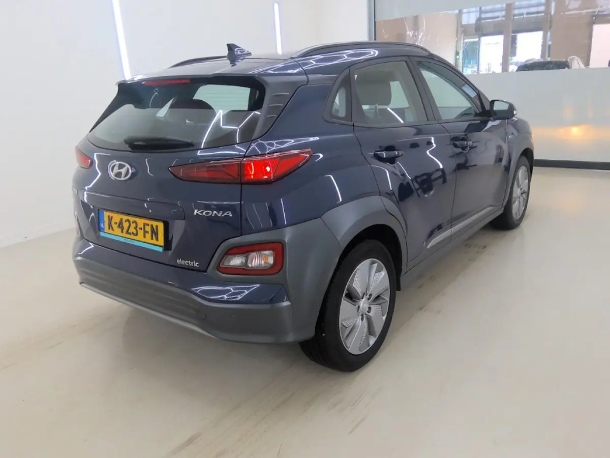 EV Comfort 64 kWh SOH100% WARMTEPOMP FASE 3 ORG NL|CARPLAY|CAMERA|ADAPT.CRUISE|LANE ASSIST|PARKING.SEN|KEYLESS ENTRY|