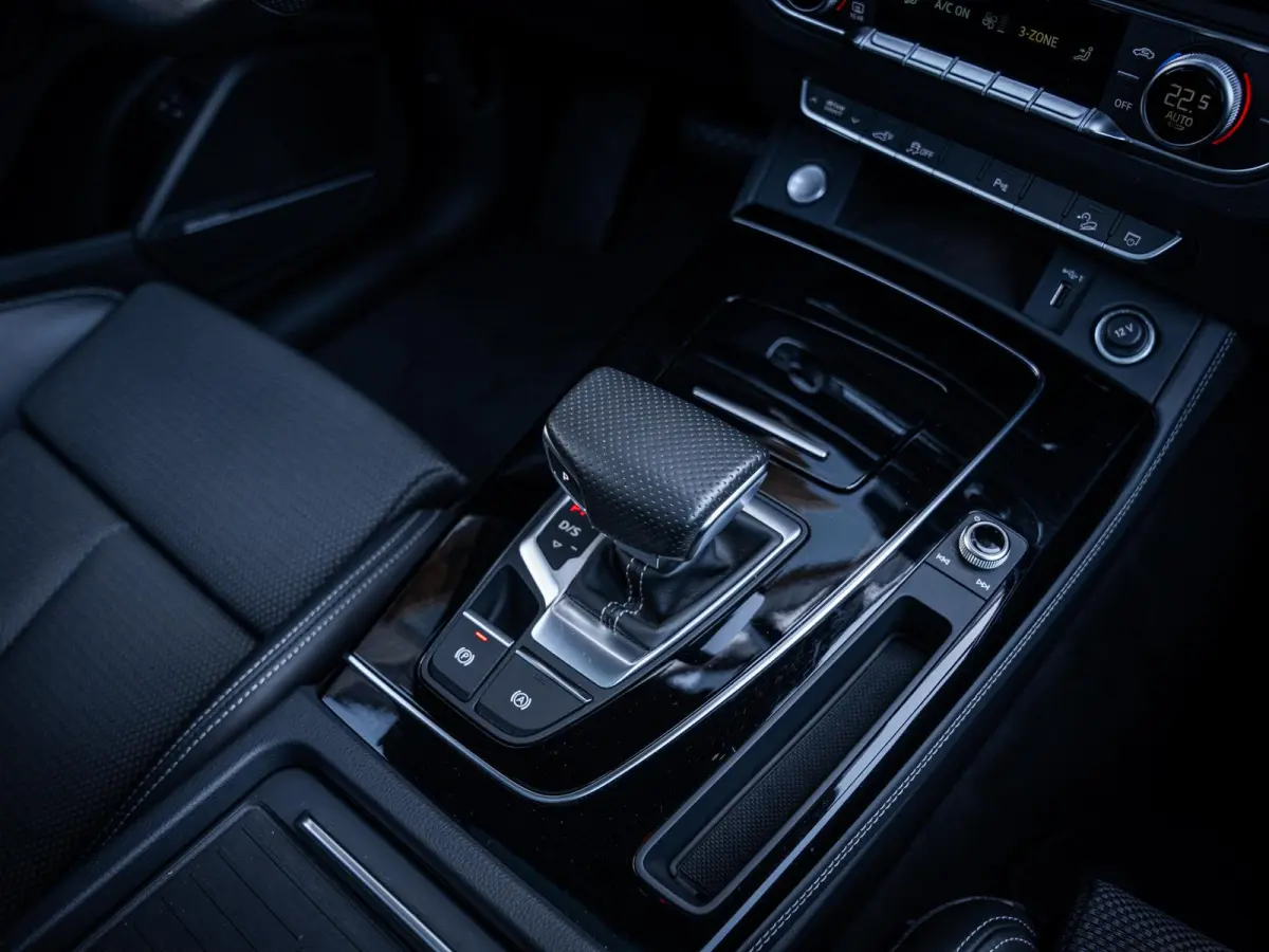 55 TFSI e S edition Competition - Luchtvering l Pano l B&O l Memory