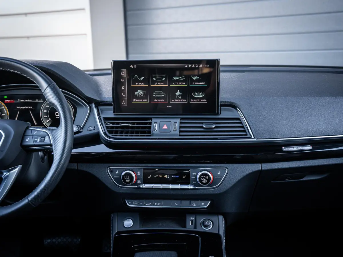 55 TFSI e S edition Competition - Luchtvering l Pano l B&O l Memory