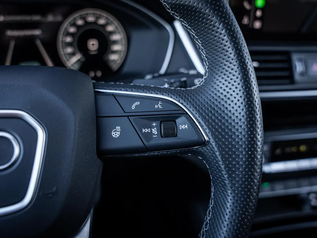 55 TFSI e S edition Competition - Luchtvering l Pano l B&O l Memory