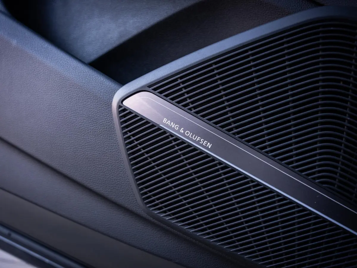 55 TFSI e S edition Competition - Luchtvering l Pano l B&O l Memory