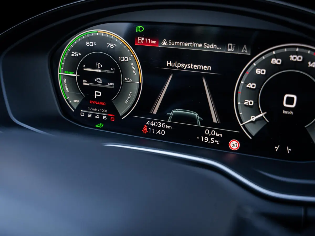 55 TFSI e S edition Competition - Luchtvering l Pano l B&O l Memory