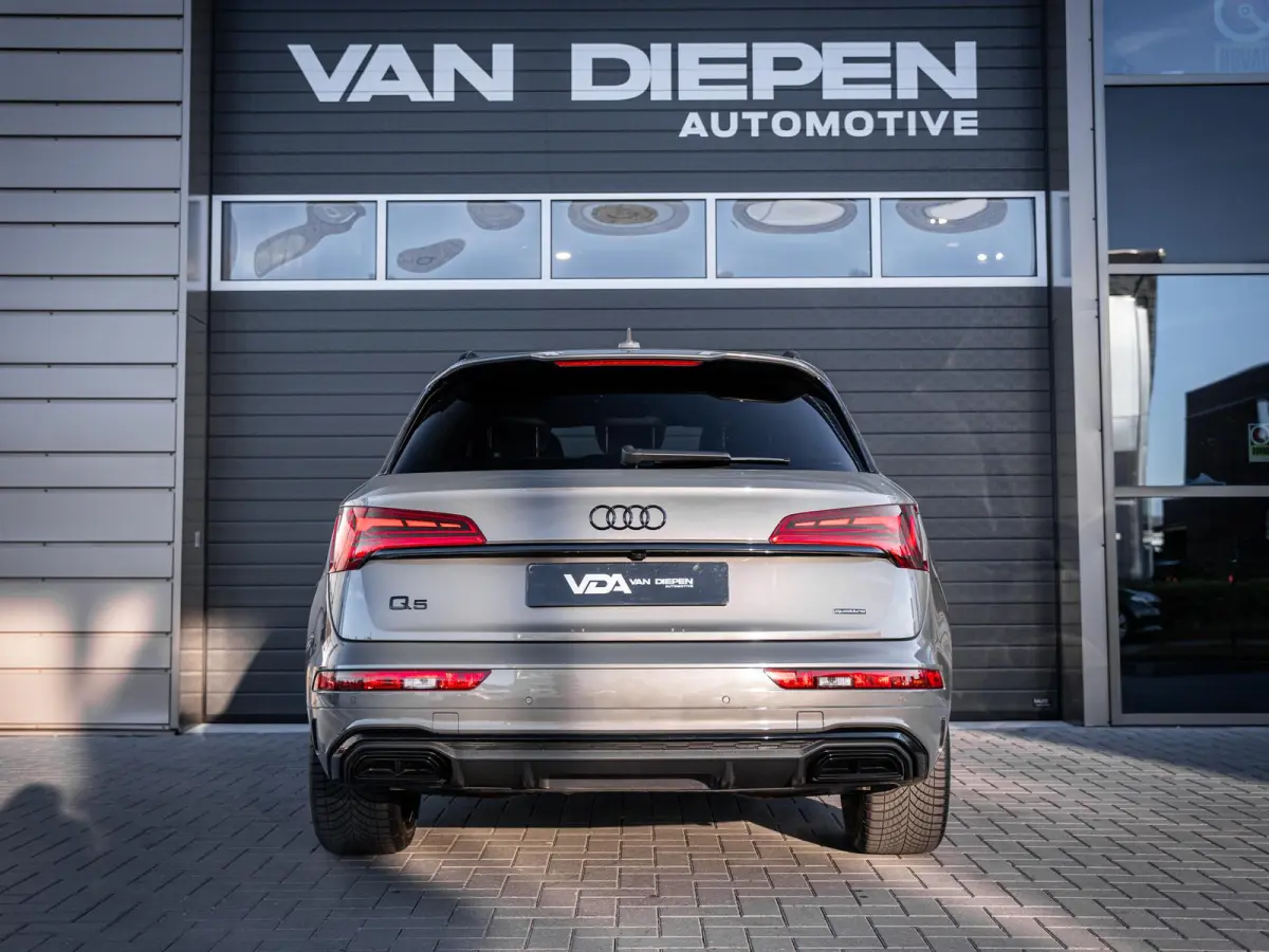 55 TFSI e S edition Competition - Luchtvering l Pano l B&O l Memory