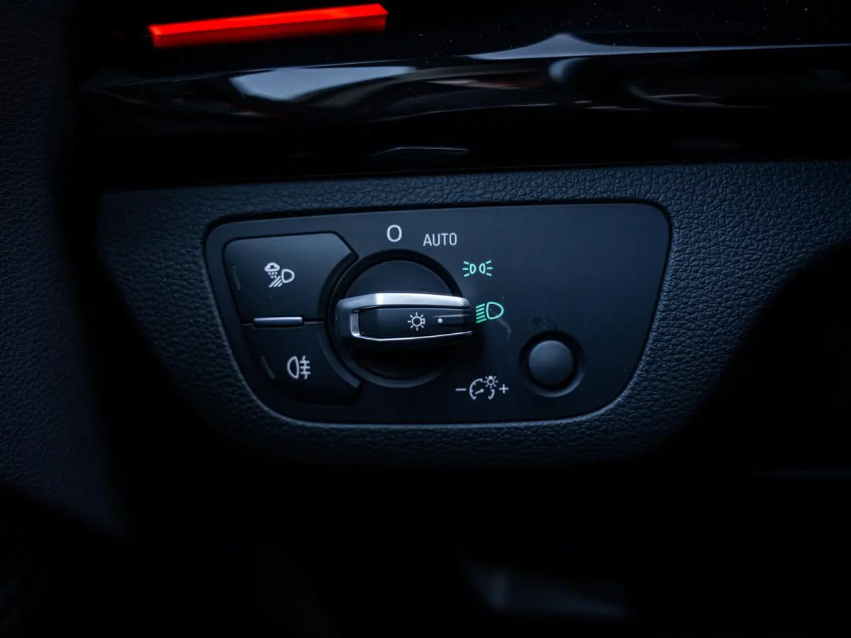 55 TFSI e S edition Competition - Luchtvering l Pano l B&O l Memory