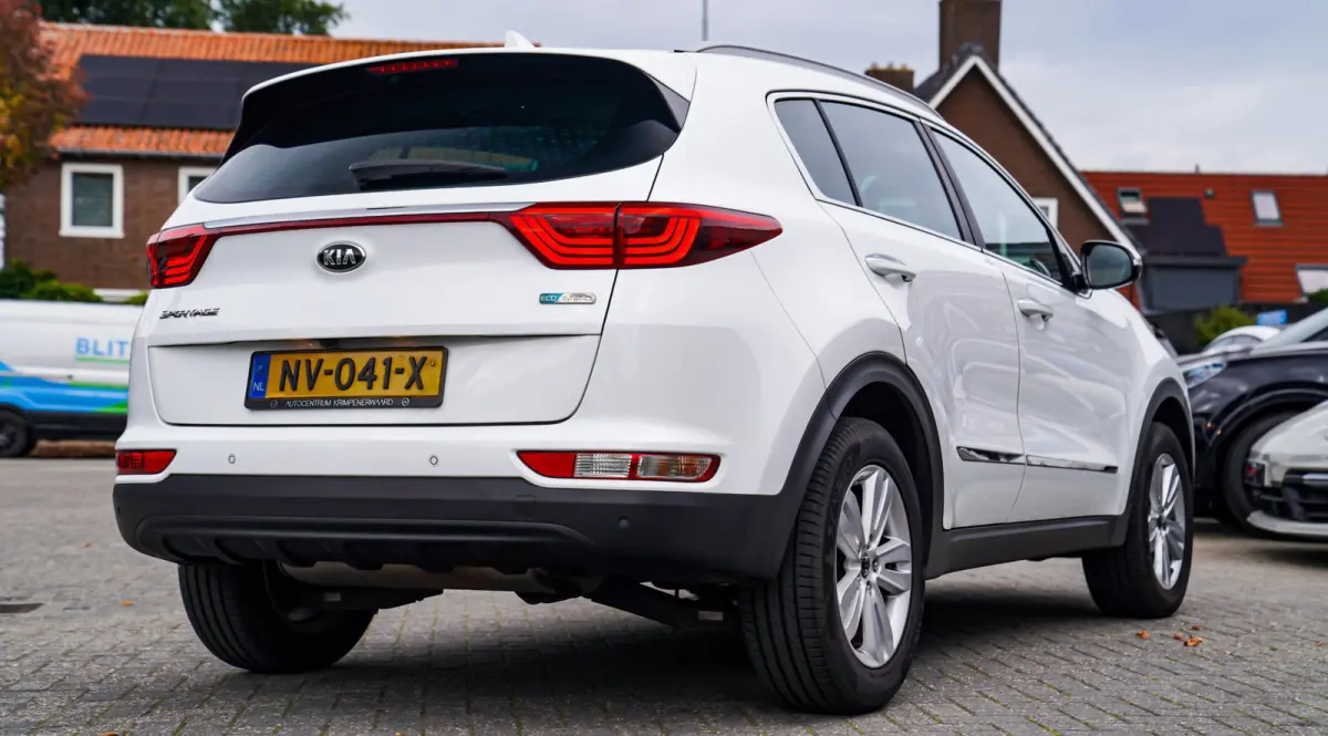 1.6 GDI DynamicLine | LED | Climatronic airco | Camera | Lane Assist | 6 bak | Koppeling vernieuwd | 100% onderhouden