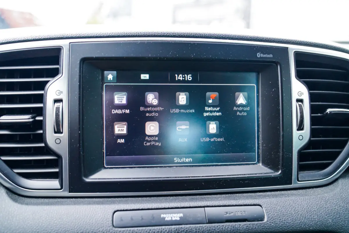 1.6 GDI DynamicLine | LED | Climatronic airco | Camera | Lane Assist | 6 bak | Koppeling vernieuwd | 100% onderhouden