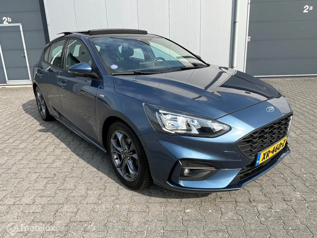 1.0 EcoBoost ST Line, panoramdak, nw. distributie