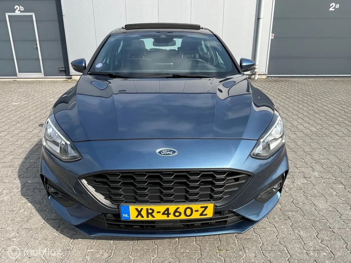 1.0 EcoBoost ST Line, panoramdak, nw. distributie