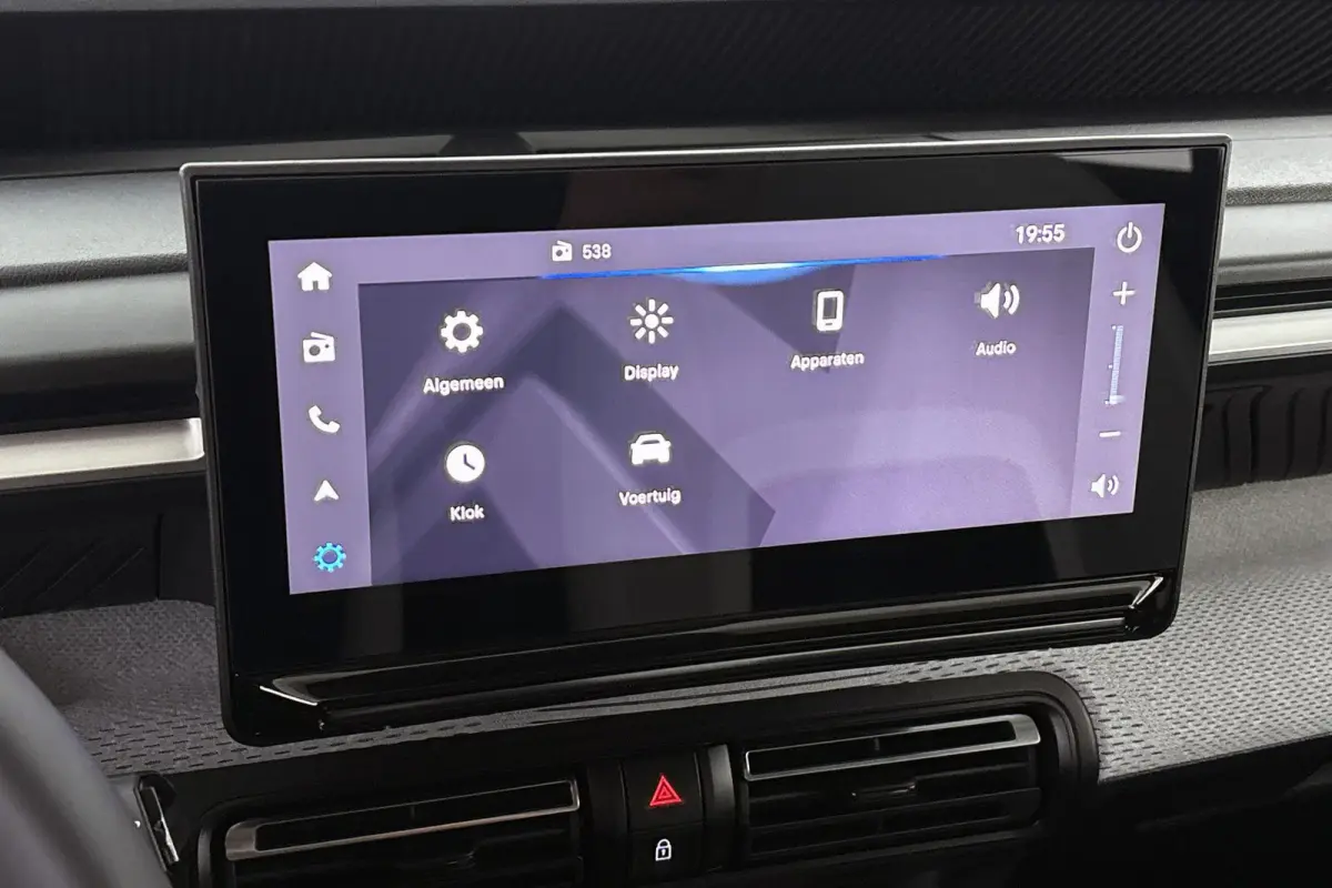 Max 113pk 44 kWh SOH 100% Camera Apple CarPlay Clima