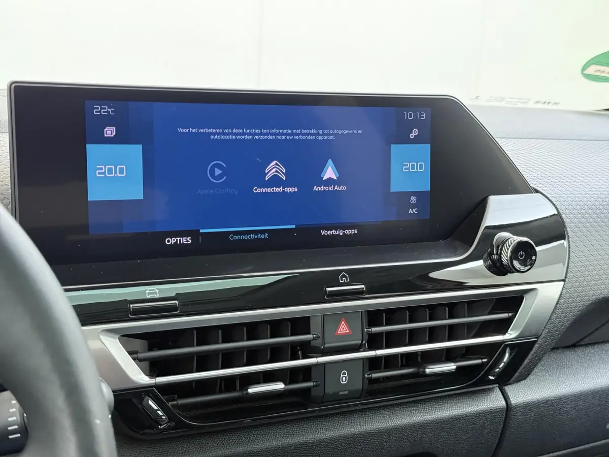 Shine 136pk 50 kWh | Accu 91% | Navigatie | Panoramisch schuifdak | Camera achter | Keyless start | Cruise control adaptief | Lichtmetalen velgen | Head-up display | Apple Carplay en Android