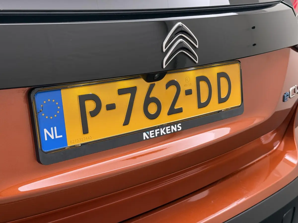 Shine 136pk 50 kWh | Accu 91% | Navigatie | Panoramisch schuifdak | Camera achter | Keyless start | Cruise control adaptief | Lichtmetalen velgen | Head-up display | Apple Carplay en Android