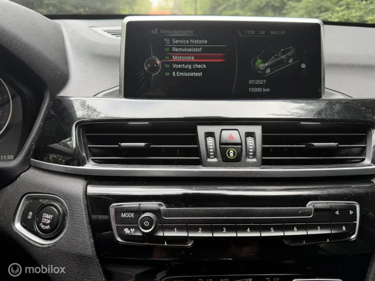 sDrive18i High Executive Trekhaak Cruise Clima Stoelv