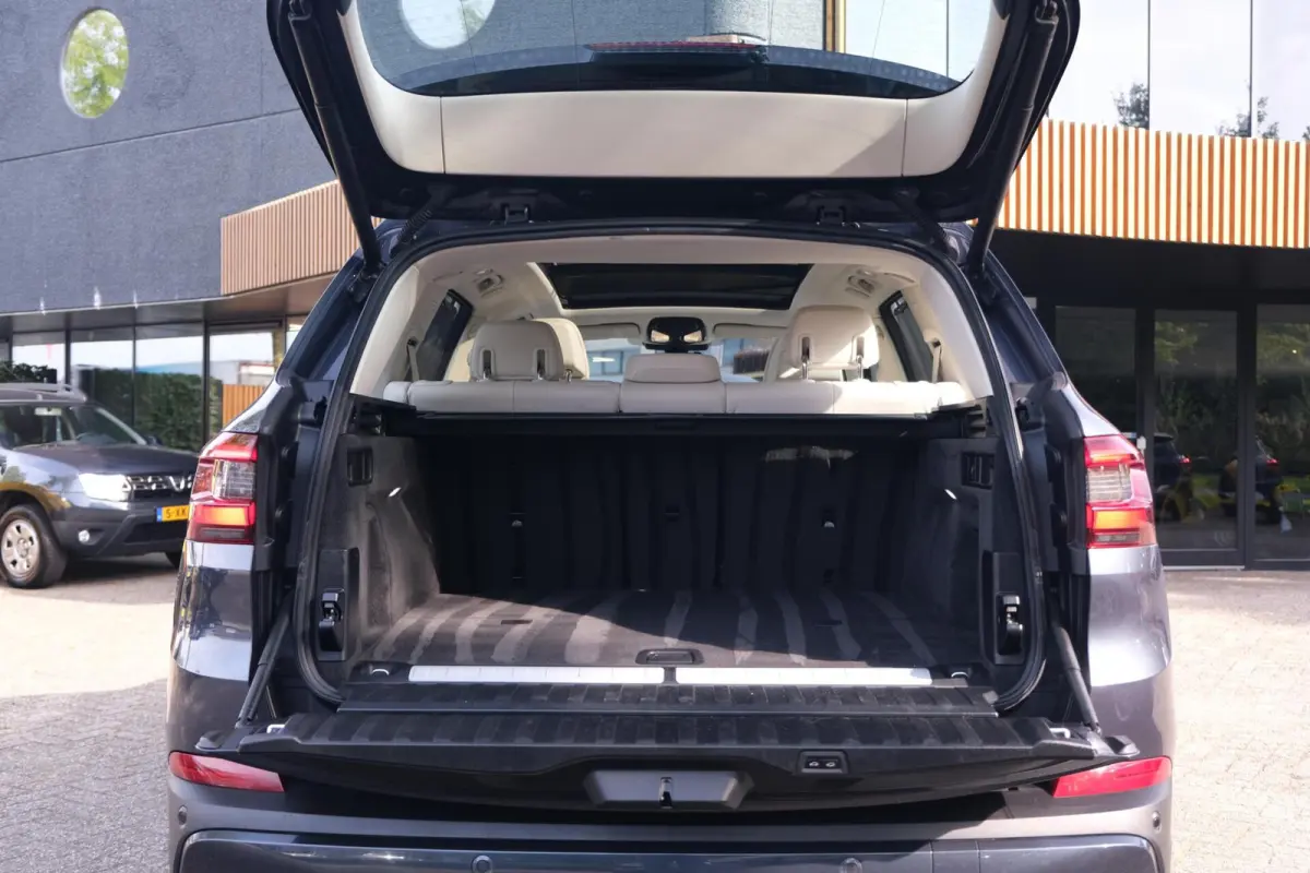 xDrive45e High Executive|Rijklaar!|ACC|PANO|HUD|Massage|Trekhaak|Rondomzichtcamera|Harman Kardon|Carplay|AndroidAuto|
