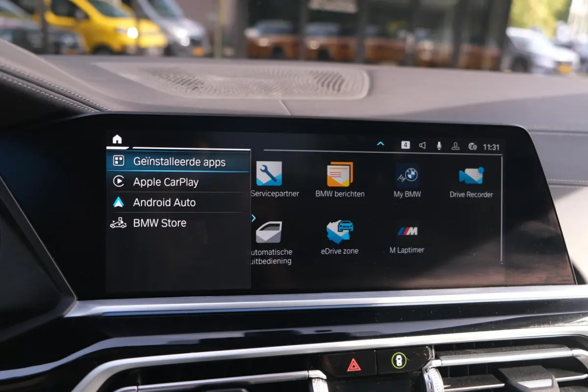 xDrive45e High Executive|Rijklaar!|ACC|PANO|HUD|Massage|Trekhaak|Rondomzichtcamera|Harman Kardon|Carplay|AndroidAuto|