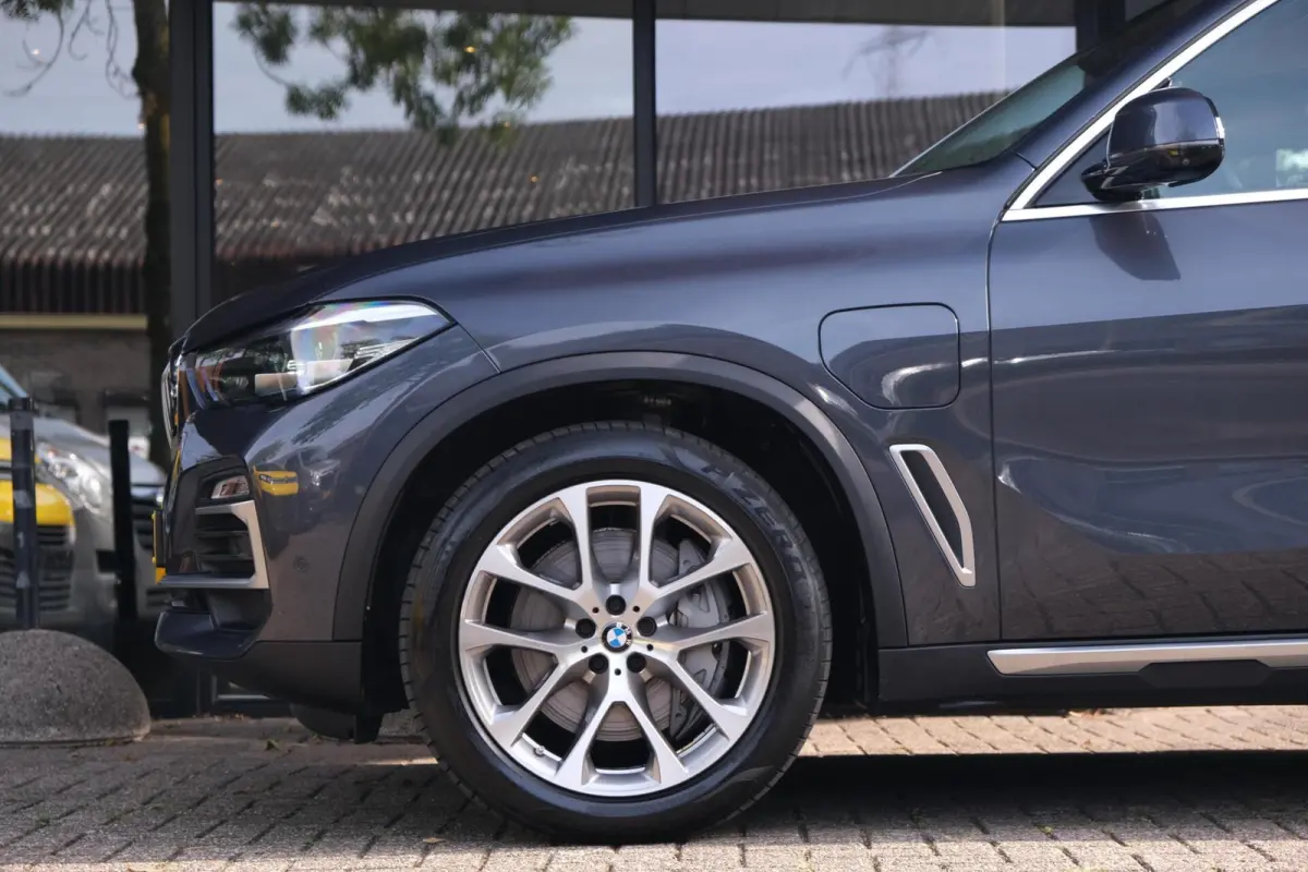 xDrive45e High Executive|Rijklaar!|ACC|PANO|HUD|Massage|Trekhaak|Rondomzichtcamera|Harman Kardon|Carplay|AndroidAuto|