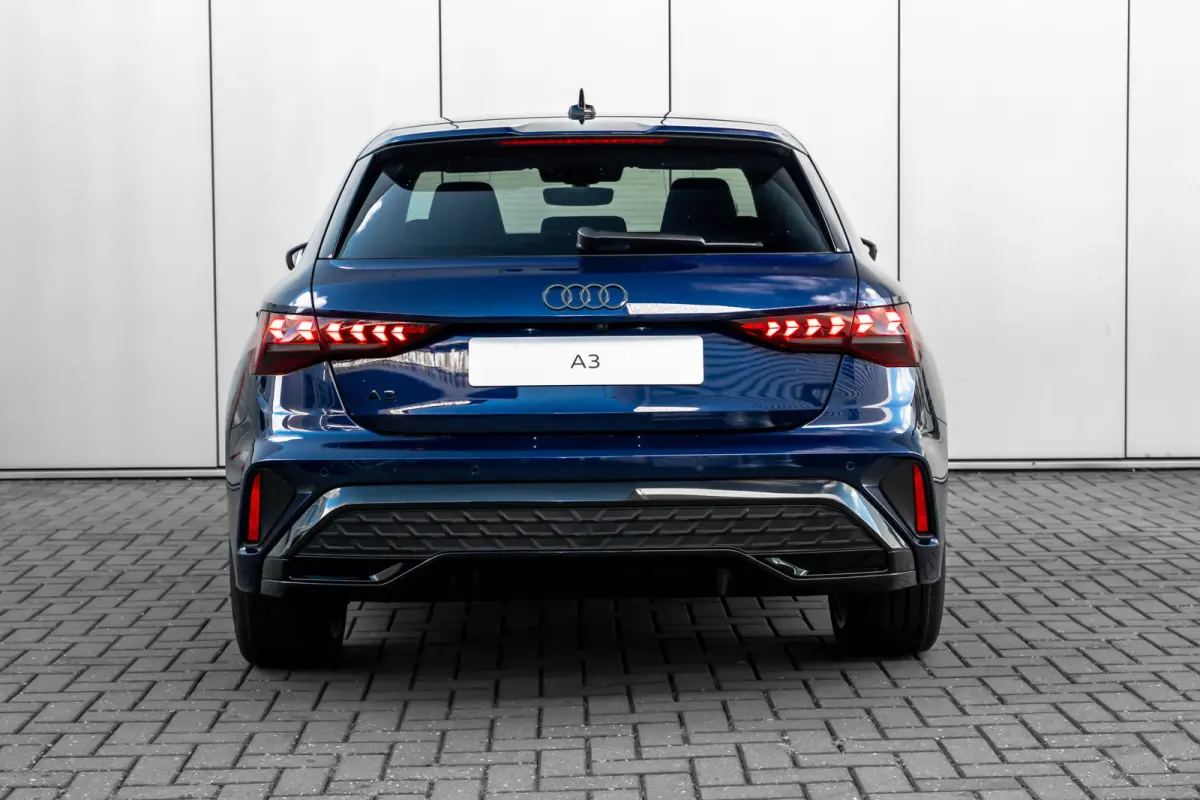 S edition | Aluminium optiek in het interieur | Assistentiepakket Rijden en Parkeren Plus | Audi virtual cockpit