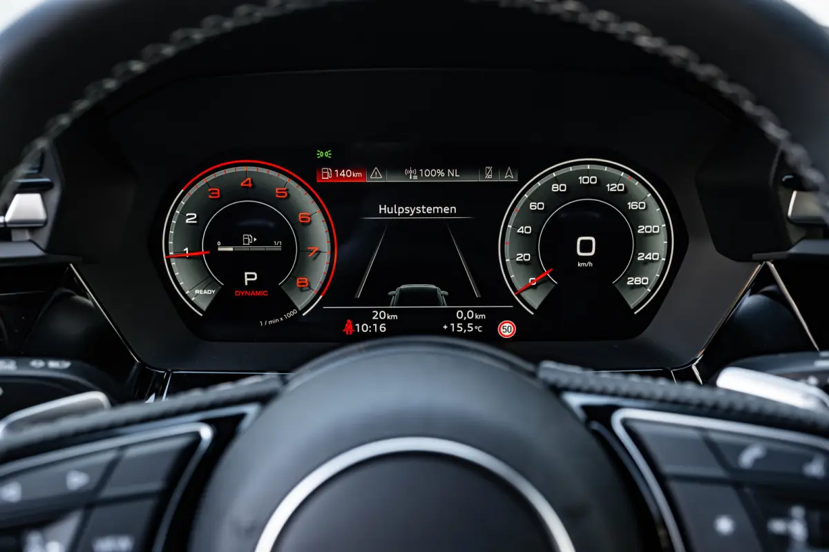 S edition | Aluminium optiek in het interieur | Assistentiepakket Rijden en Parkeren Plus | Audi virtual cockpit