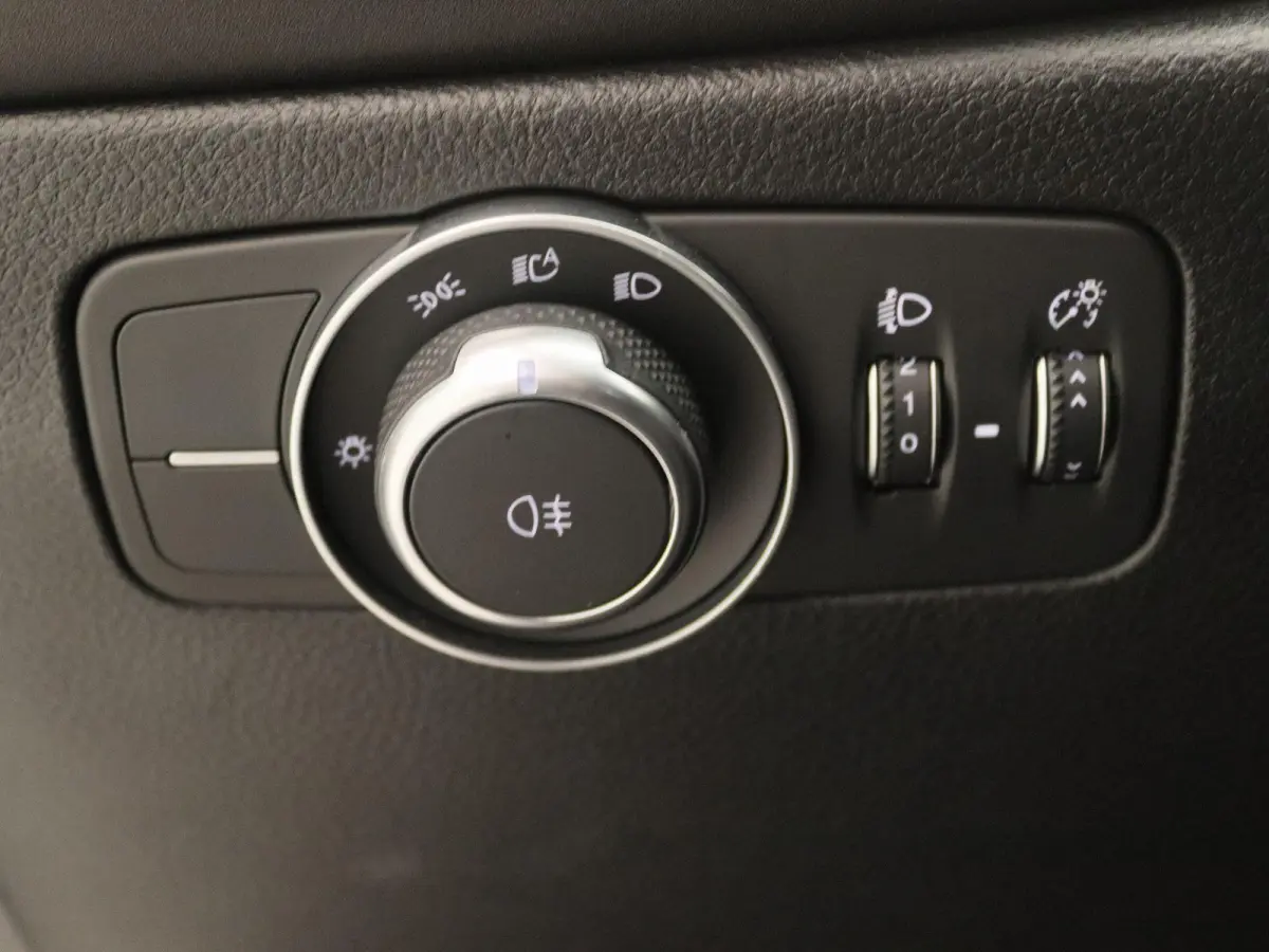 1.5T Hybrid Sprint | Apple Carplay/Android Auto | Cruise Control | Stoelverwarming | Lichtmetalen Velgen |