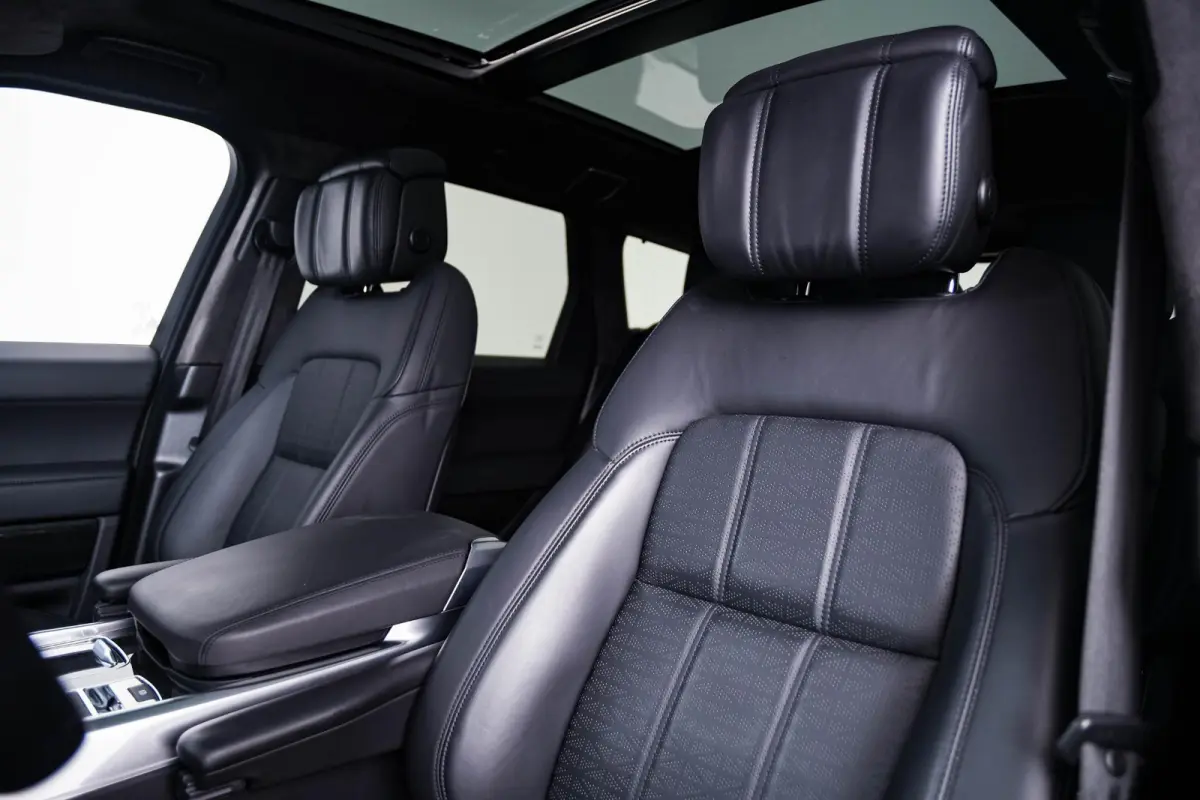 2.0 P400e Autobiography Dynamic Panoramadak - Adaptieve Cruise Control - Soft Close - Head up - Extended Leather Pack - MeridianTM Surround Sound - Verwarmbare stuurwielrand -
