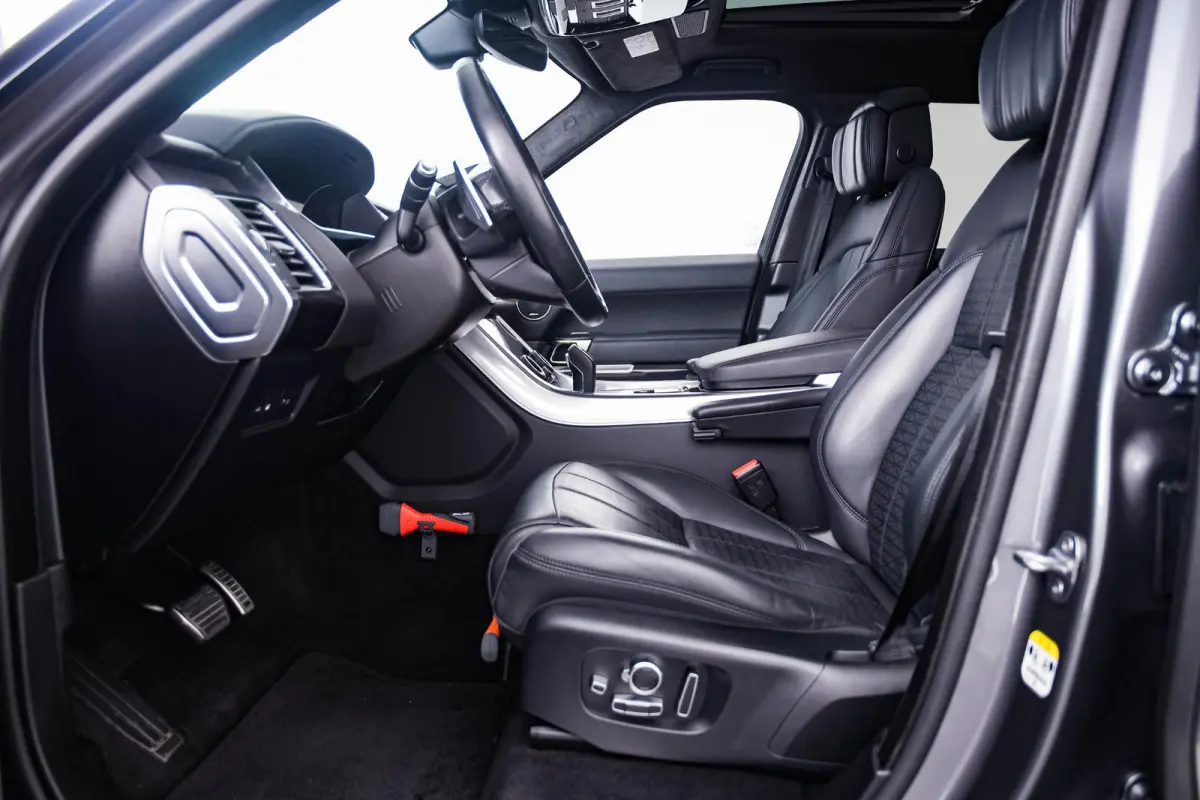2.0 P400e Autobiography Dynamic Panoramadak - Adaptieve Cruise Control - Soft Close - Head up - Extended Leather Pack - MeridianTM Surround Sound - Verwarmbare stuurwielrand -