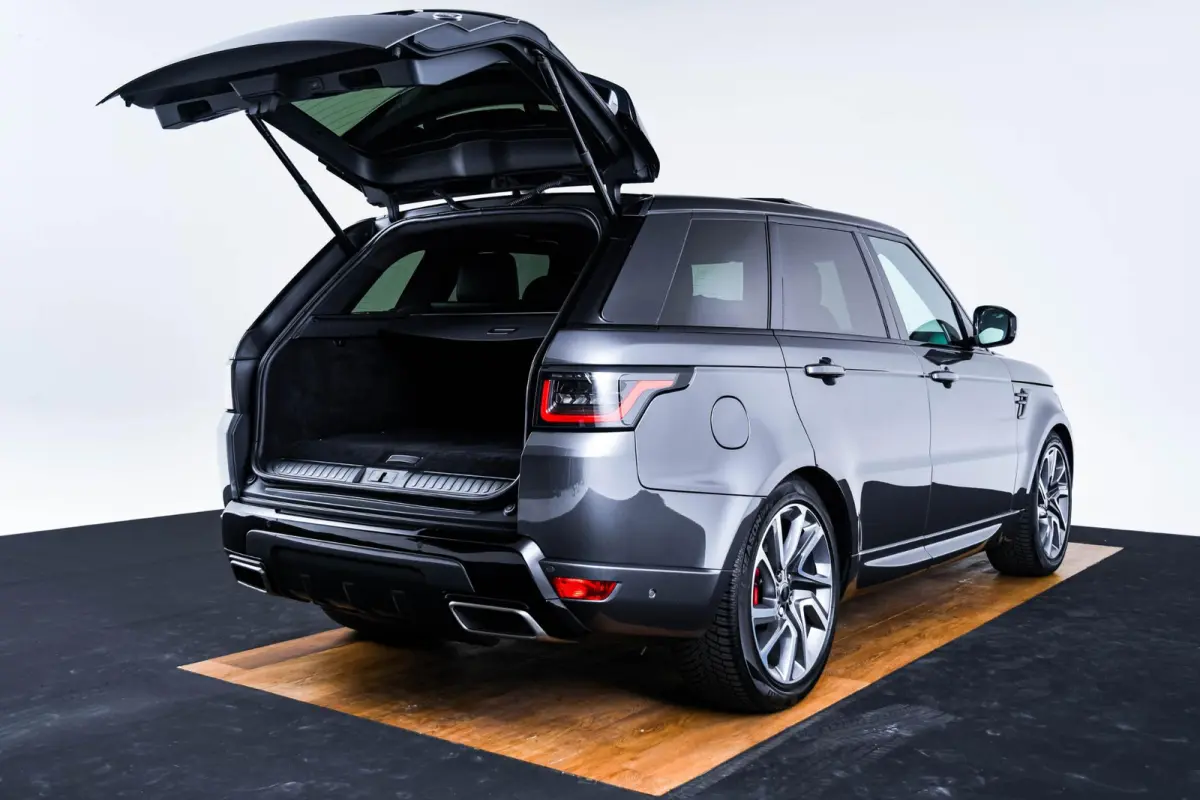 2.0 P400e Autobiography Dynamic Panoramadak - Adaptieve Cruise Control - Soft Close - Head up - Extended Leather Pack - MeridianTM Surround Sound - Verwarmbare stuurwielrand -
